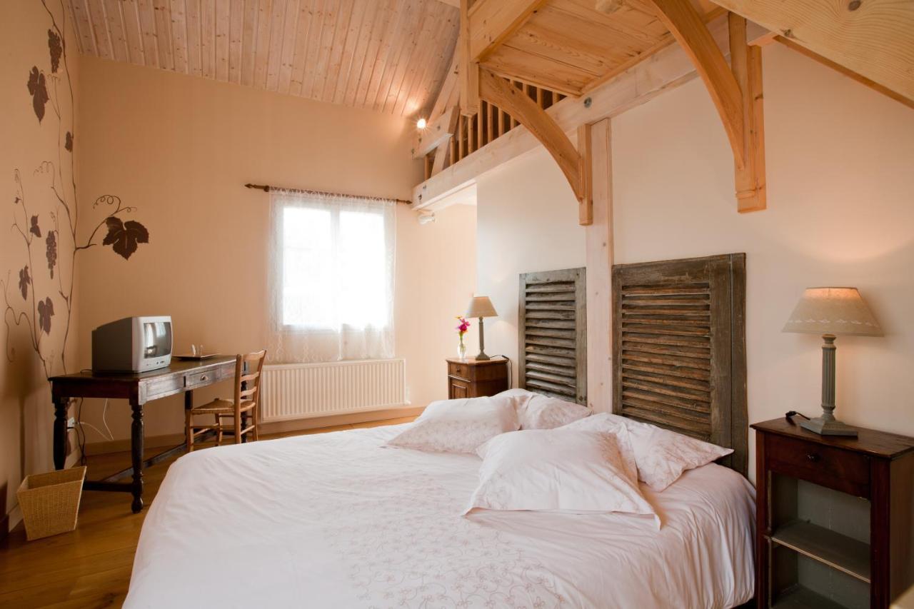 Domaine De La Combotte Bed & Breakfast Nantoux Екстериор снимка