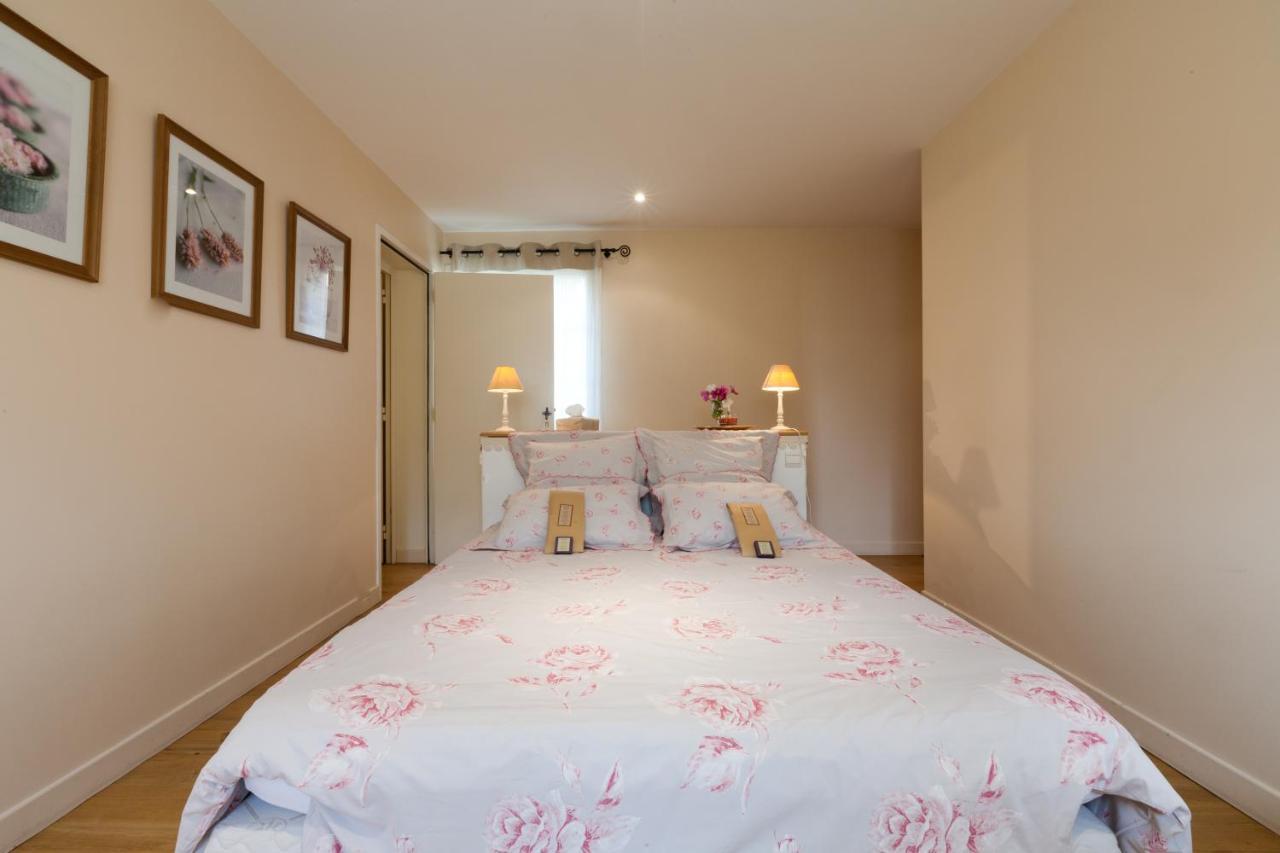 Domaine De La Combotte Bed & Breakfast Nantoux Екстериор снимка