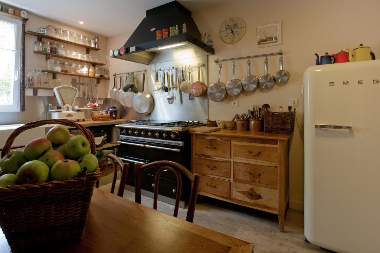 Domaine De La Combotte Bed & Breakfast Nantoux Екстериор снимка